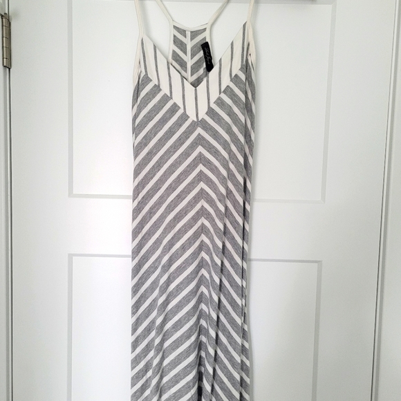 Laila Jayde Pin Stripe Dress - Picture 2 of 2